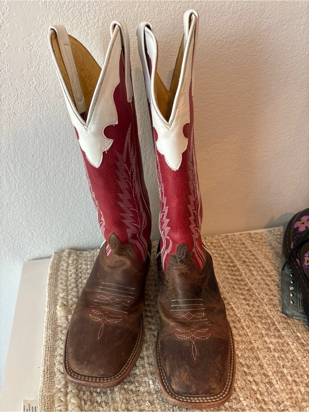 ANDERSON BEAN BOOT CO Women's Red and Brown Leather Western Cowboy Boots
